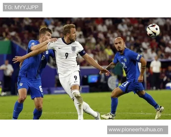 斯洛伐克主帅承认惨败难以承受目标全力以赴备战附加赛