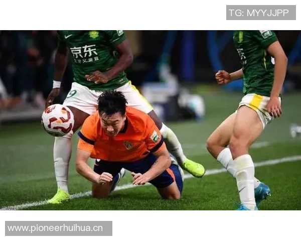 梅州逆袭海牛新鹏城成功反超海牛不幸跌入降级区