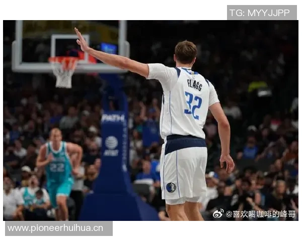 双状元联手发力基德赞弗拉格上半场出色浓眉下半场强势崛起